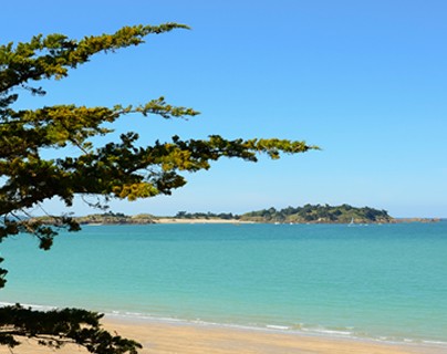 Plages de la côte dÉmeraude